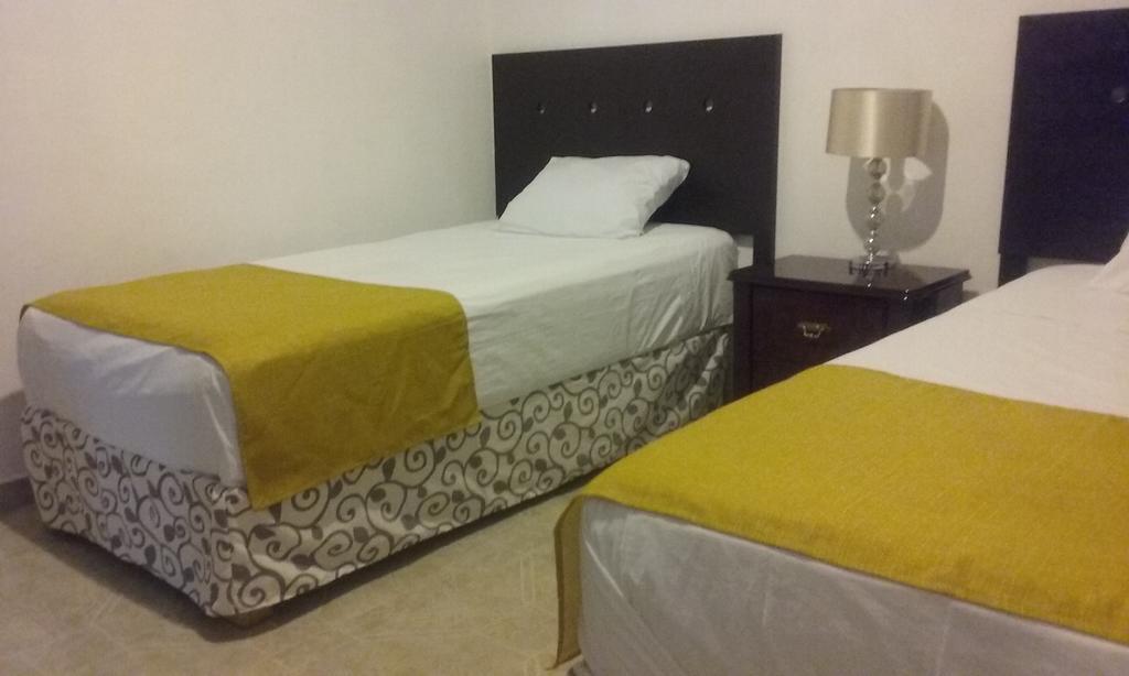 Room In Cancun Stadium Εξωτερικό φωτογραφία
